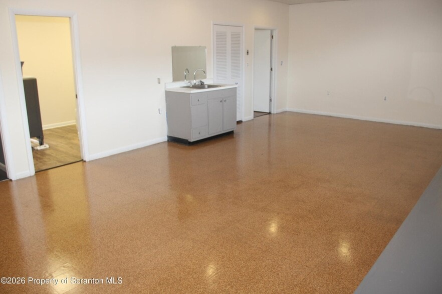 More Photos Of 411-415 S Washington Ave, Scranton Freestanding For Lease