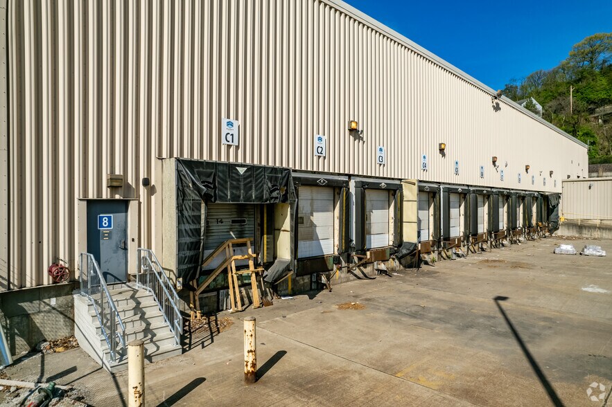 More Photos Of 1080 River Ave, Pittsburgh Warehouse For Lease
