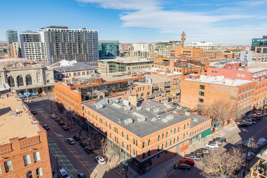 More Photos Of 1601 17th St, Denver Office For Sale