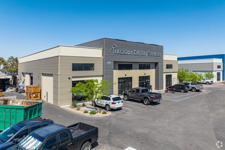 More Photos Of 5470 Stephanie St, Las Vegas Warehouse For Lease