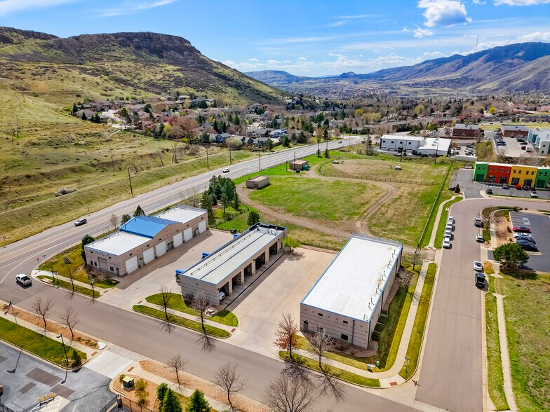 Primary Photo Of 733 Hogback Dr, Golden Self Storage For Sale