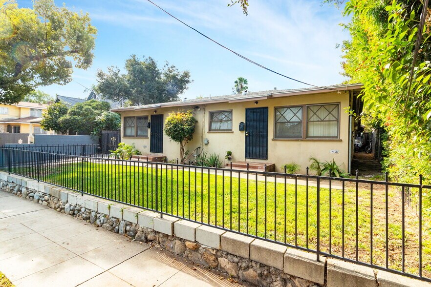 More Photos Of 965 N Summit Ave, Pasadena Apartments For Sale