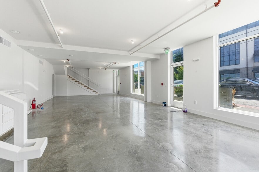 More Photos Of 901 Woodland St, Nashville Office For Lease
