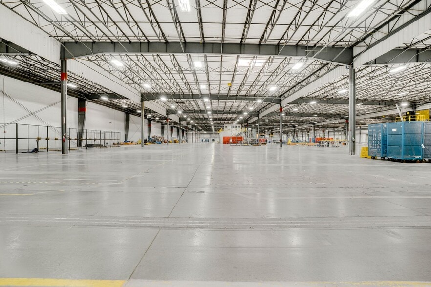 More Photos Of 100 Morgan Olson Way, Ringgold Manufacturing For Lease