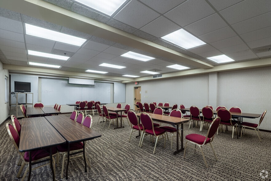 More Photos Of 5345 Broadmoor Cir NW, Canton Hotel For Sale