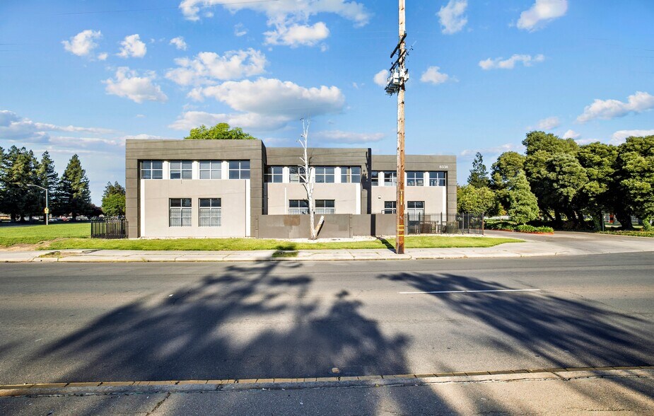 More Photos Of 8338 West Ln, Stockton Office For Sale