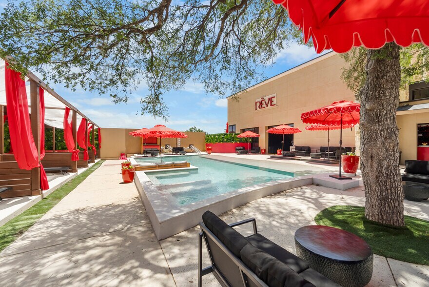 More Photos Of 18326 Tuscany Stone, San Antonio Restaurant For Sale