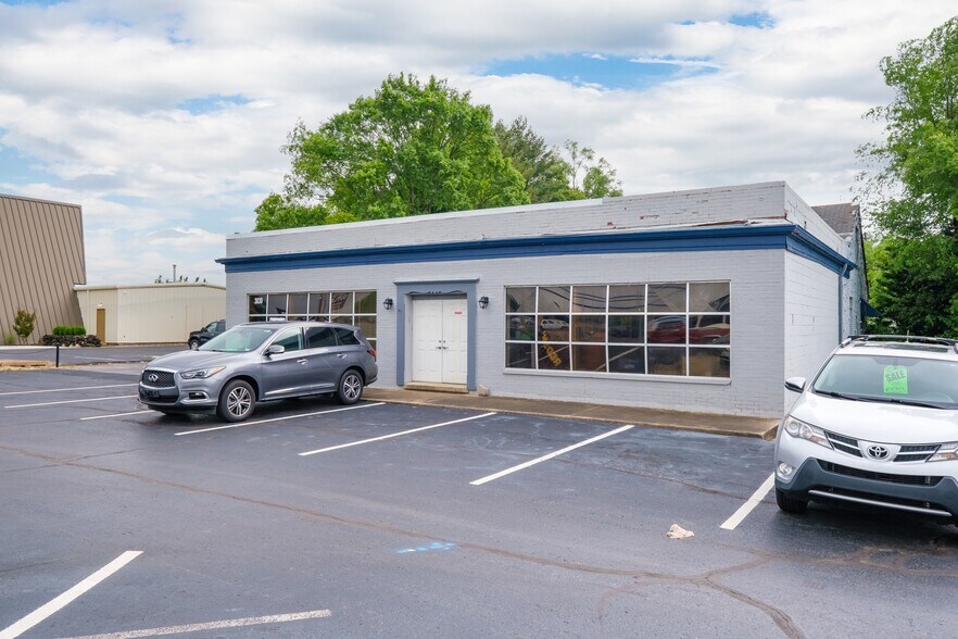 More Photos Of , Harrisonburg General Retail For Sale