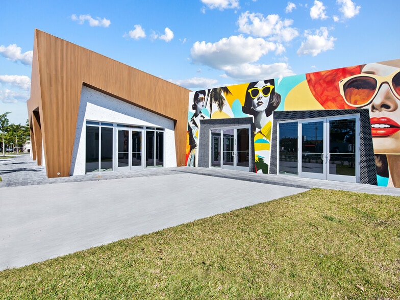 More Photos Of 410-470 NE 1st Ave, Hallandale Restaurant For Lease