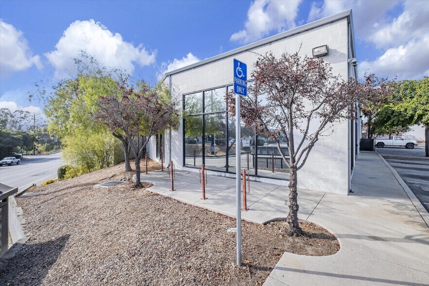 More Photos Of 3545 Soquel Dr, Soquel Auto Repair For Sale