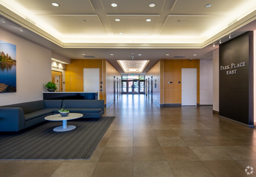 More Photos Of 5775 Wayzata Blvd, Saint Louis Park Coworking Space