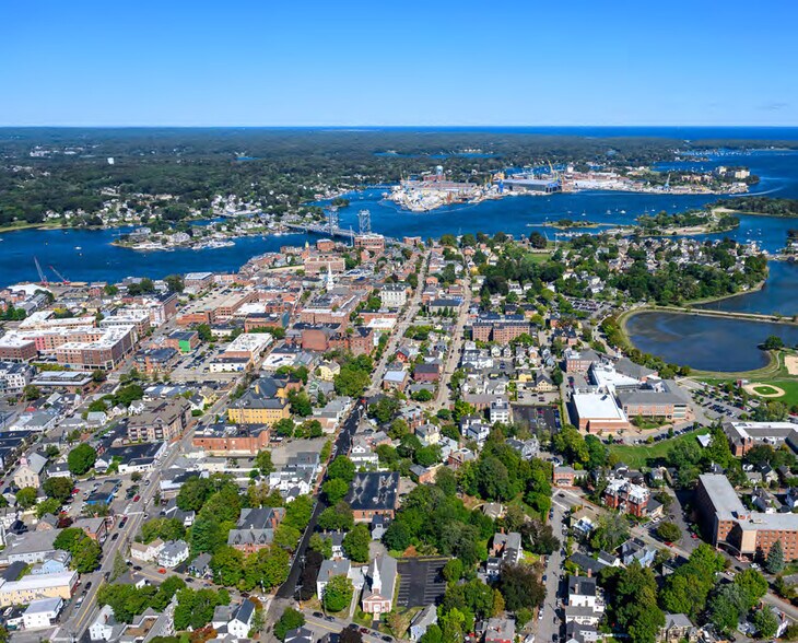 More Photos Of 22 Ladd St, Portsmouth Office For Sale