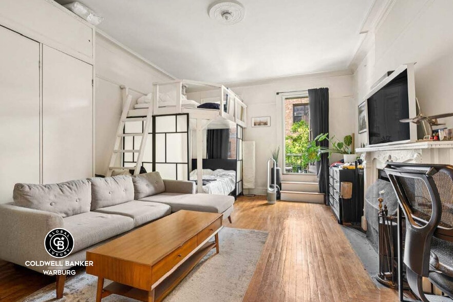 More Photos Of 132 W 73rd St, New York Apartments For Sale