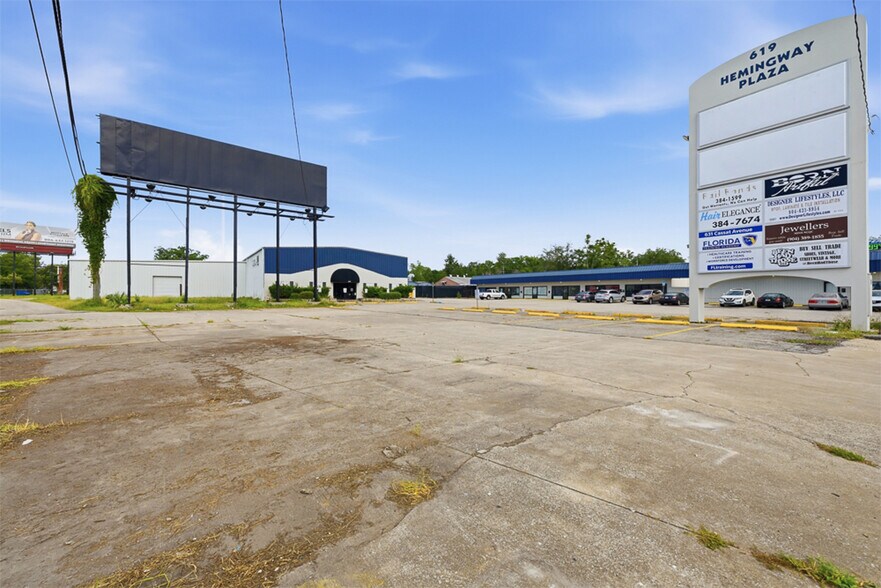 More Photos Of 619 Cassat Ave, Jacksonville Warehouse For Lease