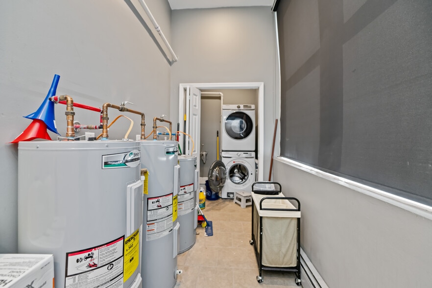 More Photos Of 250 Gorham St, Canandaigua Office For Sale