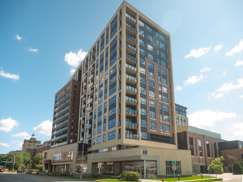 More Photos Of 217 14th Ave SW, Rochester Apartments For Lease