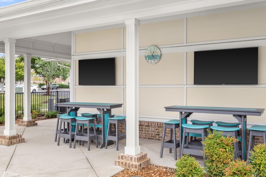 More Photos Of 14400 Palladium Dr, Midlothian Apartments For Sale