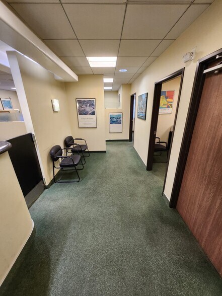 More Photos Of 348 E Olive Ave, Burbank Office For Lease