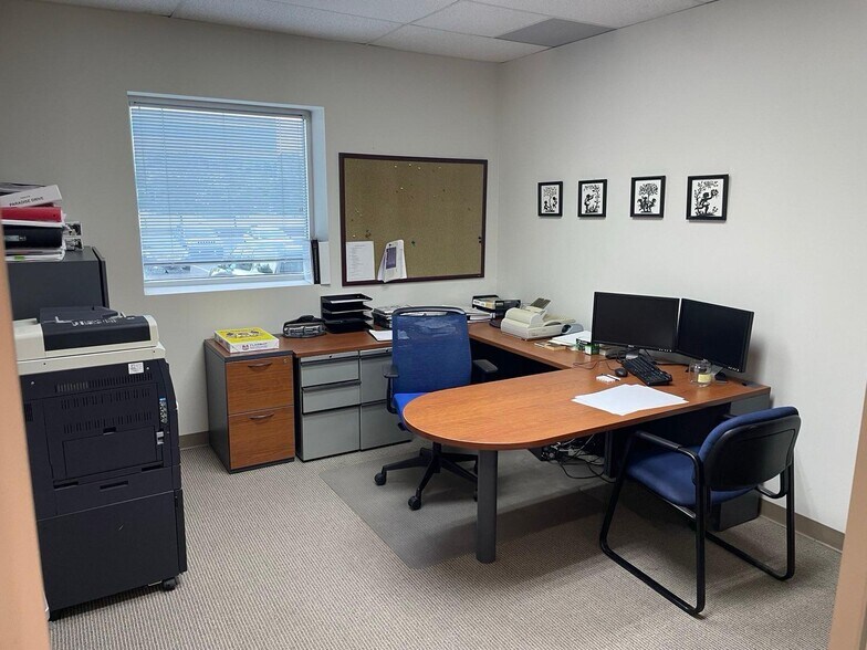 More Photos Of 401 Commerce Dr, Fort Washington Medical For Lease