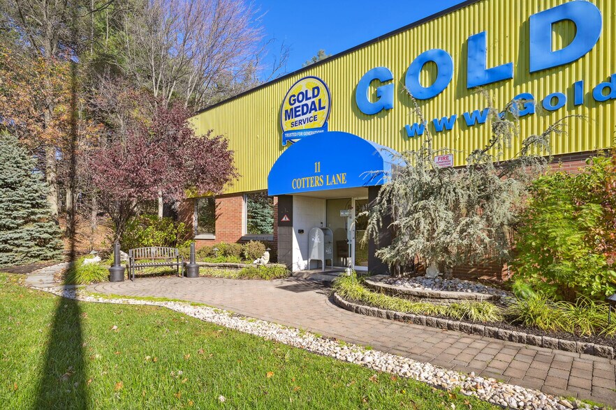 More Photos Of 11 Cotters Ln, East Brunswick Warehouse For Sale