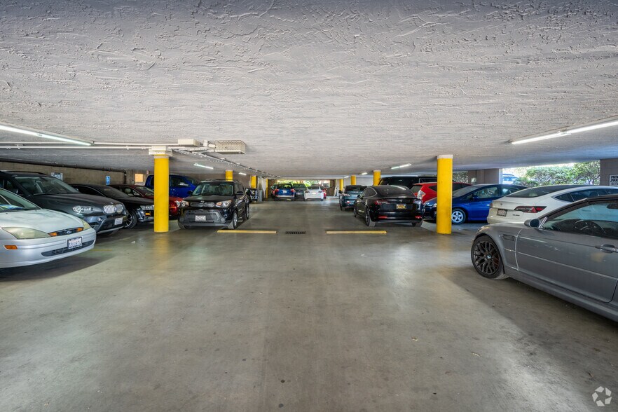 More Photos Of 6920 Miramar Rd, San Diego Loft Creative Space For Lease