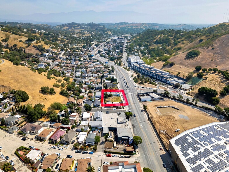 More Photos Of 4115 Mission Rd, Los Angeles General Retail For Sale