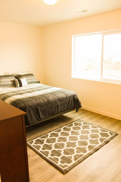 More Photos Of 420-522 F St NE, Quincy Apartments For Sale