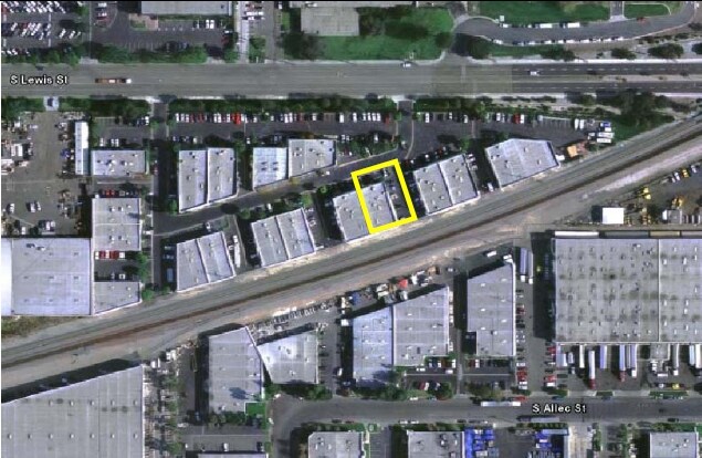 More Photos Of 1351 S Lewis St, Anaheim Warehouse For Sale