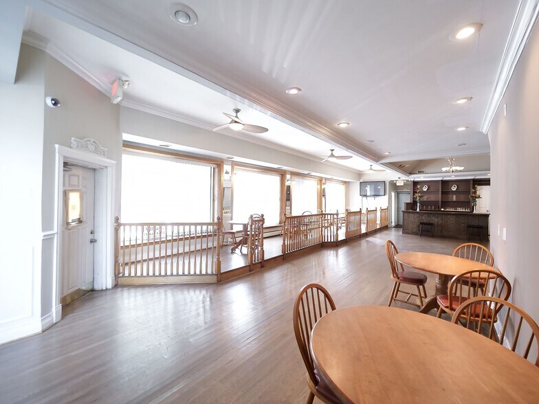 More Photos Of 3256-3258 N Elston Ave, Chicago Storefront Retail Residential For Sale