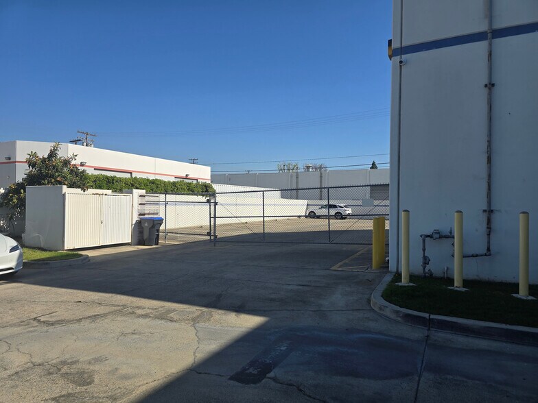 More Photos Of 2920 E Ricker Way, Anaheim Warehouse For Sale