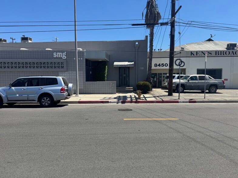 More Photos Of 8456 San Fernando Rd, Sun Valley Warehouse For Lease
