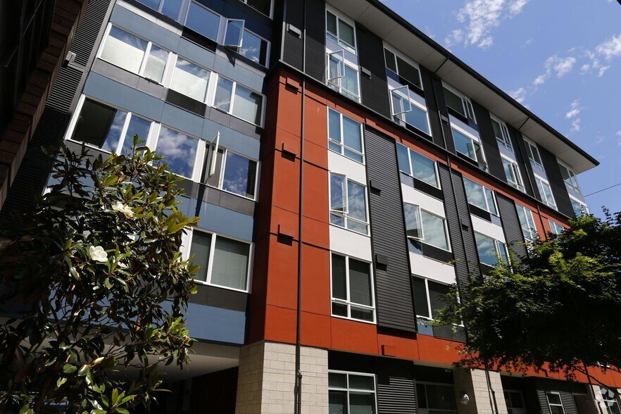 More Photos Of 3850 N Mississippi Ave, Portland Apartments For Lease