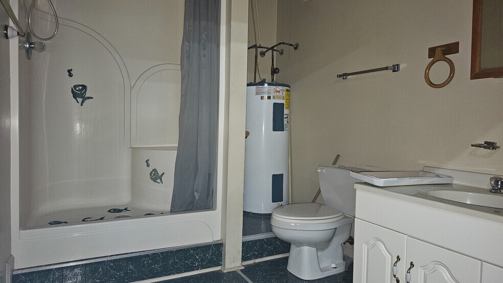 More Photos Of 5987 Highway 441, Wiley Storefront Retail Office For Sale