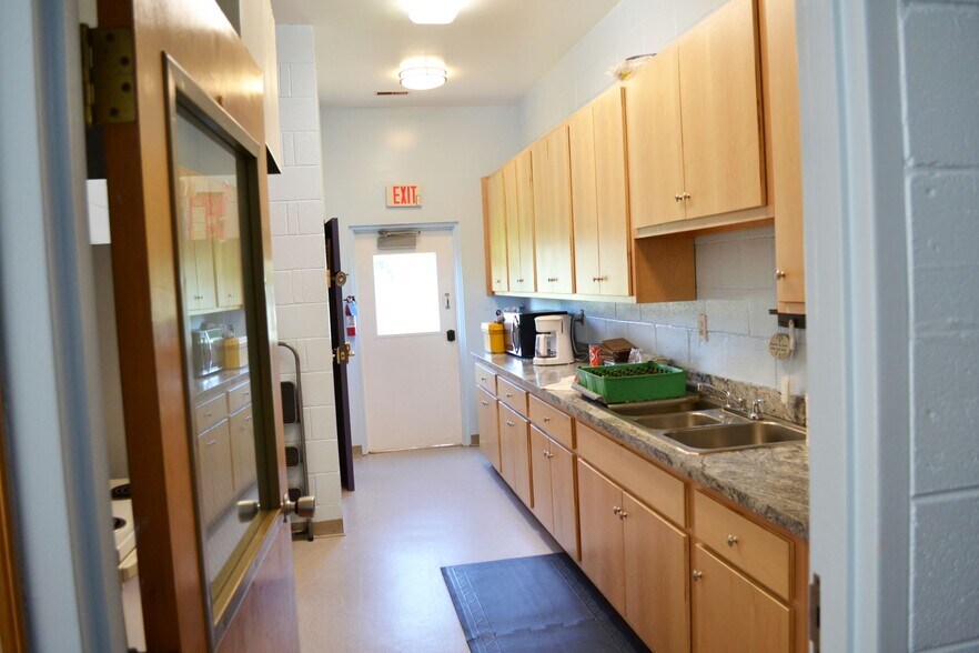 More Photos Of 2876 Abingdon Heights Dr, Hayes Daycare Center For Sale