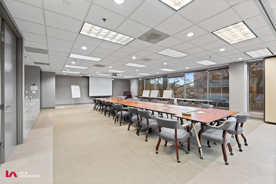 More Photos Of 2200 Lake Blvd NE, Atlanta Office For Sale