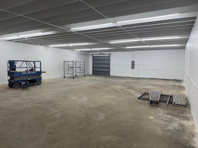 More Photos Of 419 S Dixie Hwy E, Pompano Beach Unknown For Lease