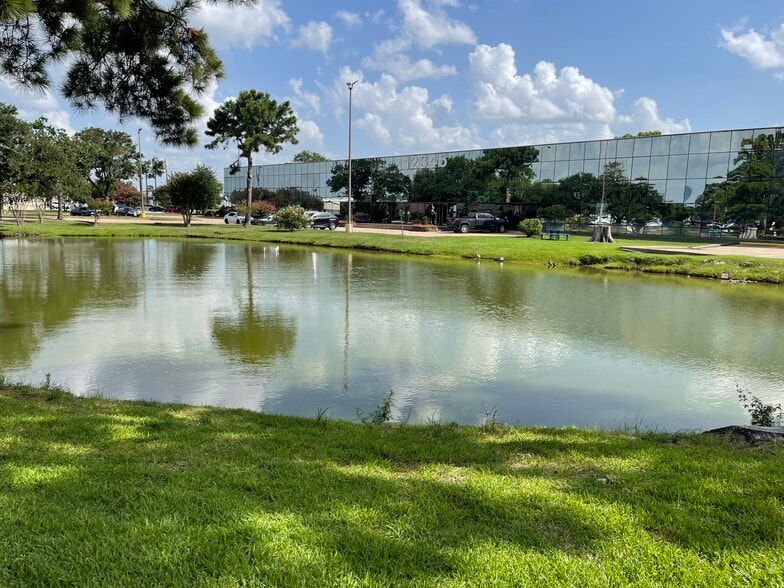 More Photos Of 11123 McCracken Cir, Cypress Office For Sale