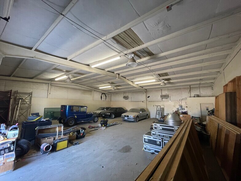 More Photos Of 712 W California Ave, Ridgecrest Warehouse For Sale