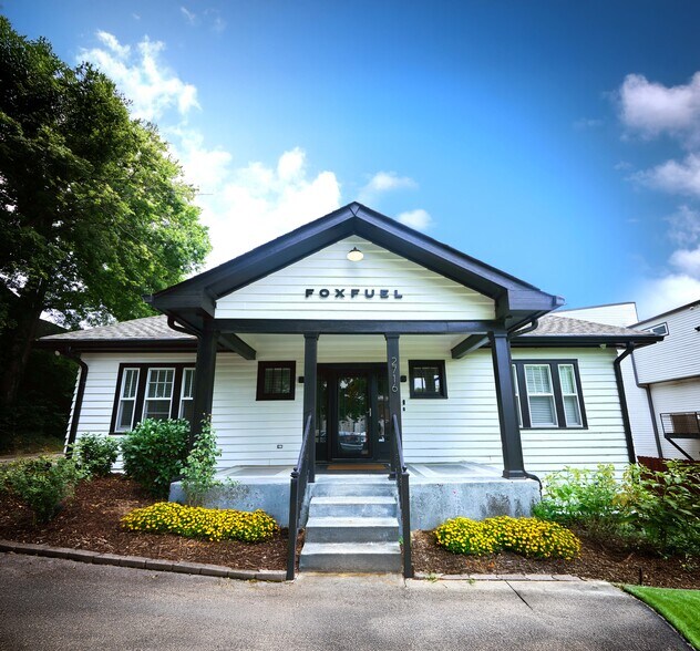 Primary Photo Of 2716 Westwood Dr, Nashville Office For Sale