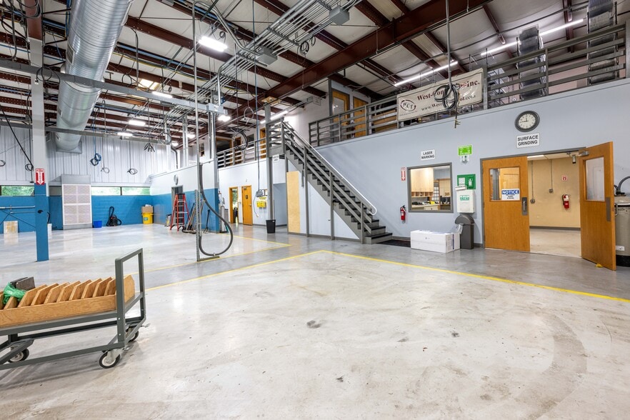 More Photos Of 128 Long Hill Cross Rd, Shelton Manufacturing For Sale