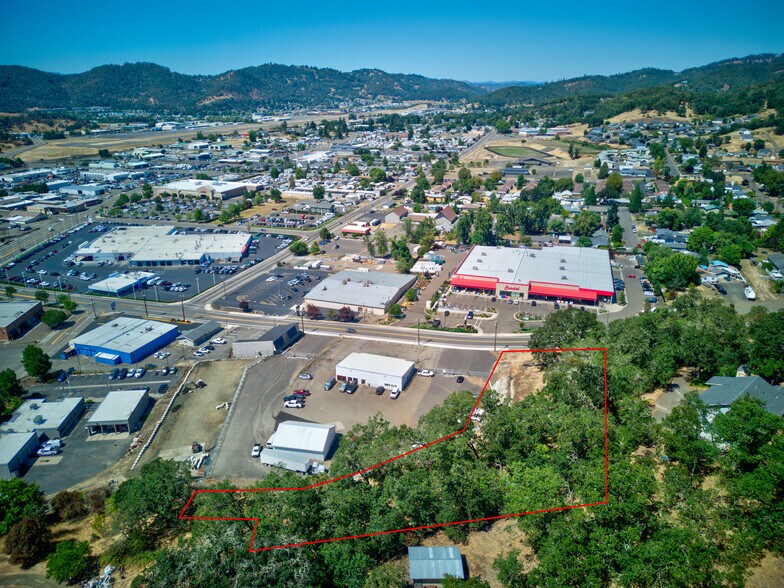 More Photos Of 797 NE Garden Valley Blvd, Roseburg Land For Sale