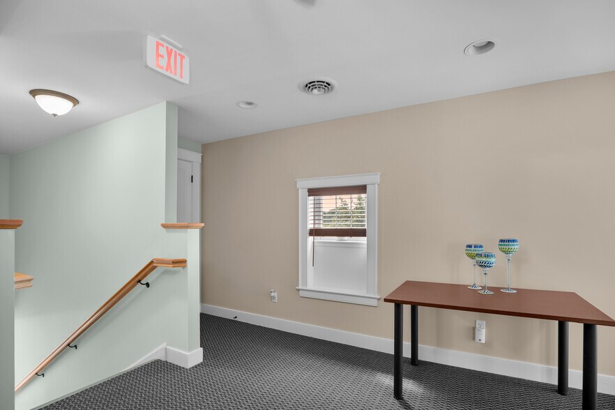 More Photos Of 1585 Rt-146, Rexford Office For Sale