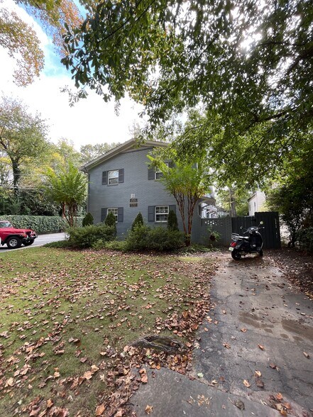 More Photos Of 81 E Wesley Rd NE, Atlanta Apartments For Sale