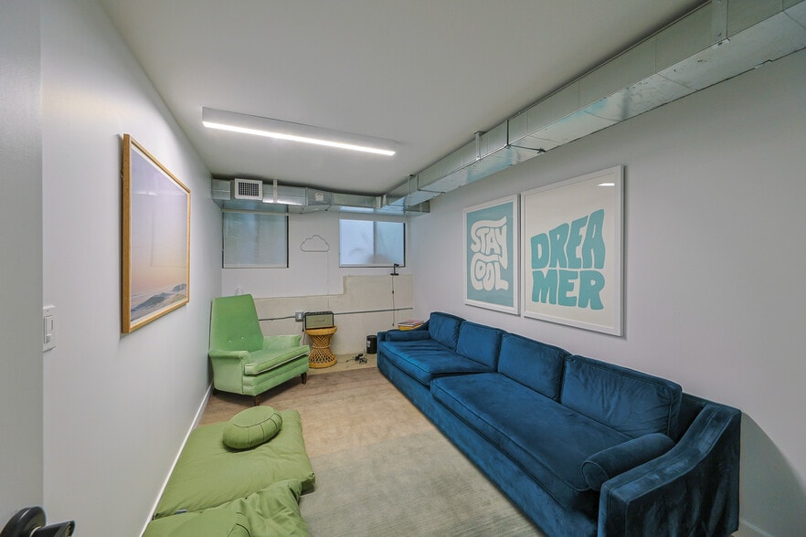 More Photos Of 2400-2410 Hyperion Ave, Los Angeles Loft Creative Space For Lease