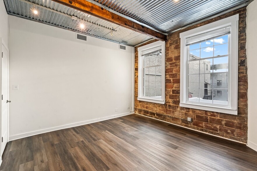 More Photos Of 17-21 Union St N, Concord Storefront Retail Office For Lease