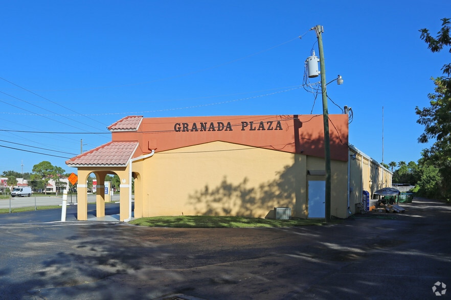 More Photos Of 2301-2331 NW Federal Hwy, Stuart Storefront Retail Office For Sale