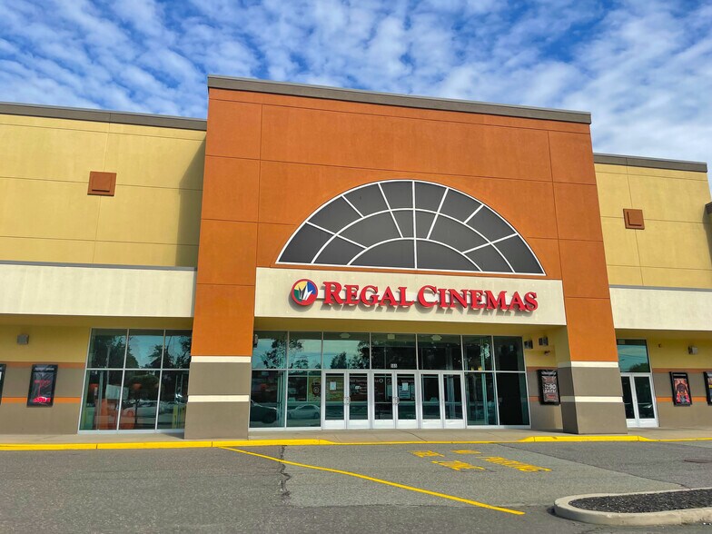 Primary Photo Of 565-605 Portion Rd, Lake Ronkonkoma Unknown For Lease