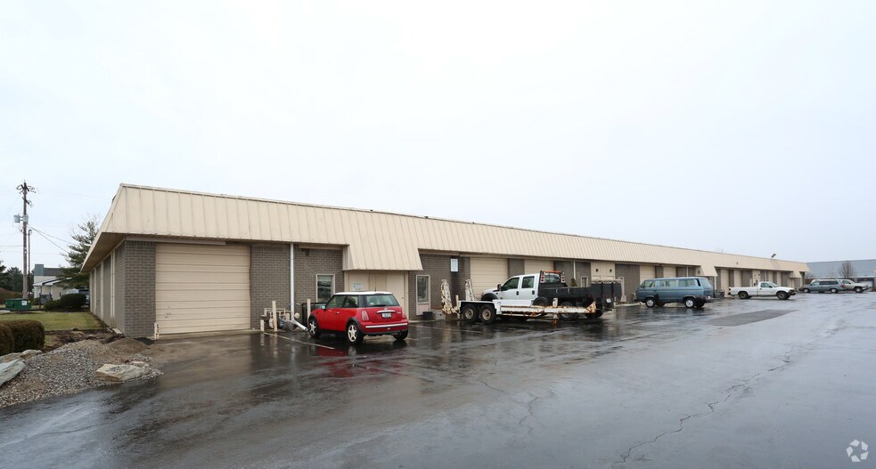 More Photos Of 515-553 Schrock Rd, Columbus Warehouse For Lease
