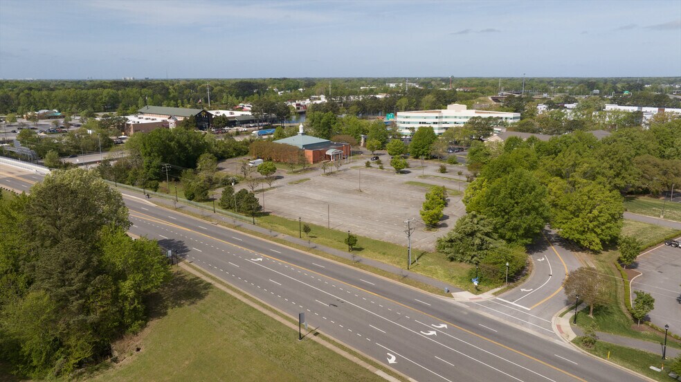 More Photos Of 1909 Commerce Dr, Hampton Land For Sale