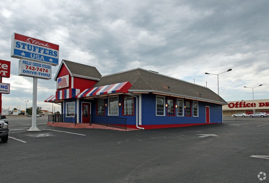 More Photos Of 7846 E 51st St, Tulsa Restaurant For Sale